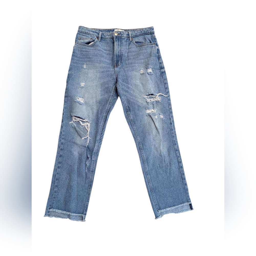 Distrayed Light Blue Denim Jeans